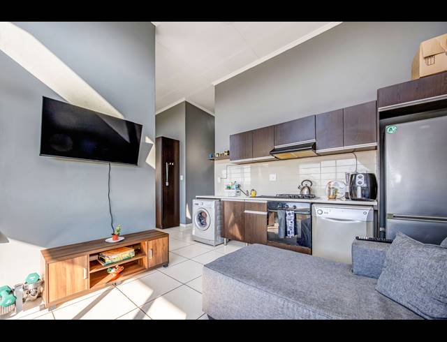 0.5 BEDROOM APARTMENT TO LET IN DAINFERN